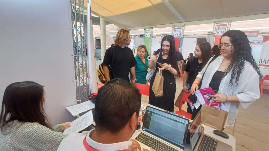 ALO Group FeriaLaboral Inacap 7003